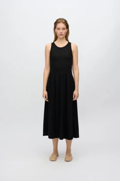 Minimum Dresses | Aya midi dress 4266 - Black