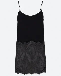 Minimum Tops | Elia top with lace 4257 - Black