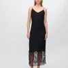 Minimum Dresses | Elly midi dress with lace 4257 - Black