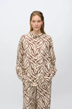 Minimum Shirts | Harper long sleeved linen blend shirt 4263 - Sandstorm