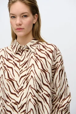 Minimum Shirts | Harper long sleeved linen blend shirt 4263 - Sandstorm