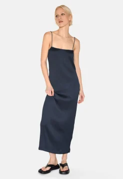 Minimum Dresses | Mia midi dress 4139 - Sky Captain SkyCaptain